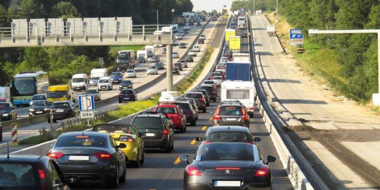 Volle Straßen zur Urlaubszeit