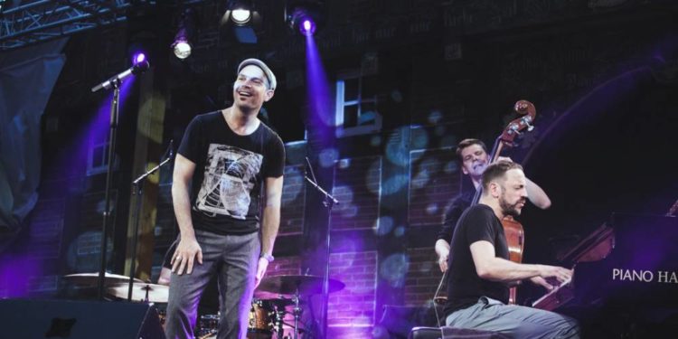 „Cicero – Zwei Leben, eine Bühne“