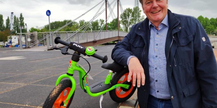 Stadtradeln: Bürgermeister Olaf Schulze wettet