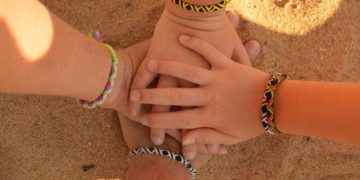 „Runder Tisch gegen Kinderarmut“ wirbt für Zuschuss auf Familienurlaub