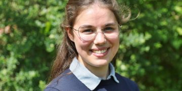 Rebecca Zühlsdorf erhält Möllner Jugendehrenamtspreis 