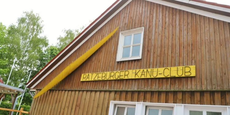 Norddeutsche Meisterschaften im Kanupolo in Ratzeburg