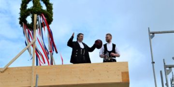 Richtfest bei der neuen Rettungswache Salem