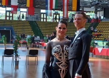 Erfolgreiche Turniertanzpaare beim VfL Geesthacht