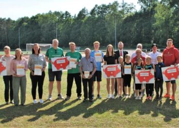 Landessportverband und Sparkassen in Schleswig-Holstein zeichnen erfolgreiche Sportabzeichen-Teams aus