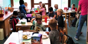 Geesthachter Familienzentrum Regenbogen möchte „FaireKITA“ werden