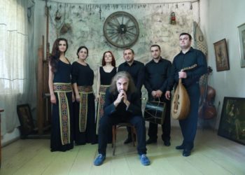 Altarmenische Klänge neu erschaffen für das 21. Jahrhundert