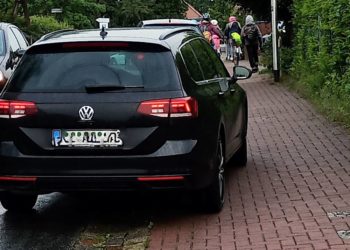 Gefährdung von Schulkindern durch Autoverkehr