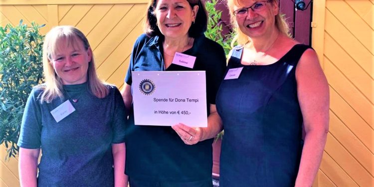 IWC Herzogtum Herzogtum Lauenburg übergibt Spende an Dona Tempi