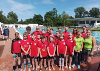 Möllner Schwimmsparte erfolgreich