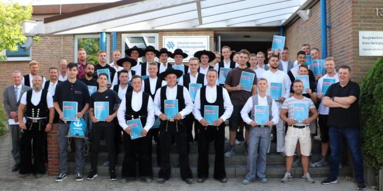 Freisprechung im Lauenburgischen Baugewerbe