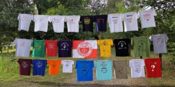 Diverse verschiedene Farben der letzten Citylauf T-Shirts. Welche Farbe es diesmal sein wird, bleibt offen. Foto: Mews, MSV, hfr