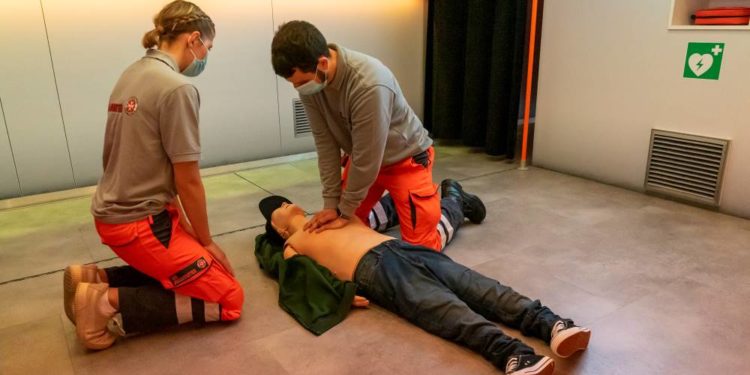 Die Band ‚Stilbruch‘ produziert Song zum Tag der Ersten Hilfe