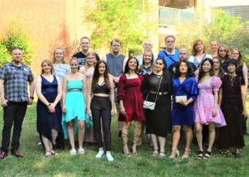 Schüler am DRK Bildungszentrum für Gesundheitsberufe feierlich entlassen