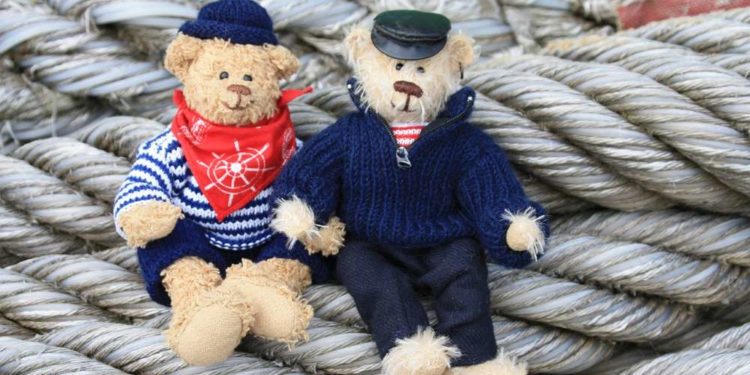 Geselliger Frühschoppen mit Shantychor