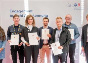 KJR-Vorsitzender Julian Schlicht beim Empfang des Ministerpräsidenten