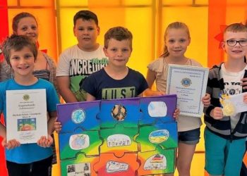 Große Ehre für Schulklasse der Geesthachter Hachede Schule