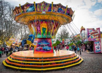 Herbstjahrmarkt mit Laternenumzug und verkaufsoffenem Sonntag