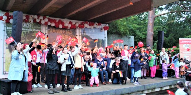 Ländertag Türkei im Möllner Kurpark
