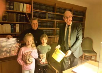 Die Lose für den Inner Wheel Adventskalender sind gezogen