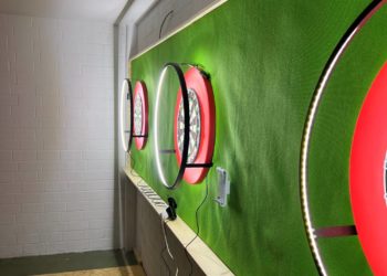 Einweihung der Steeldart-3-Boardanlage JuZ „Takt-Los!“