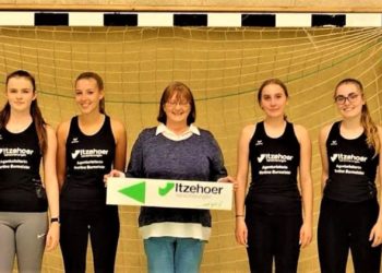 Leichtahletikgemeinschaft Schönberg-W-S-K mit neuen Wettkampftrikots