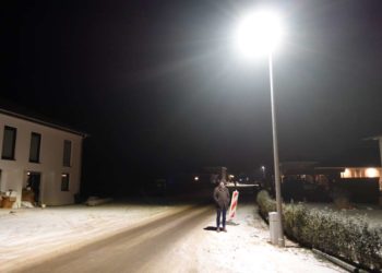 Endlich Straßenbeleuchtung im Birnbaumkamp