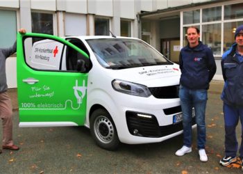 Erstes E-Auto beim DRK-Krankenhaus Mölln-Ratzeburg