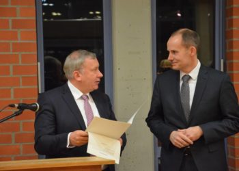 Der Kreistag bestätigt Landrat Dr. Mager im Amt