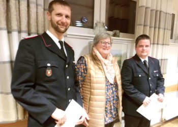 Kittlitzer Wehrführer und stellvertretender Wehrführer zu Ehrenbeamten ernannt