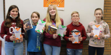 Ronja Kirschke gewinnt den Vorlesewettbewerb an der Gemeinschaftsschule Sandesneben