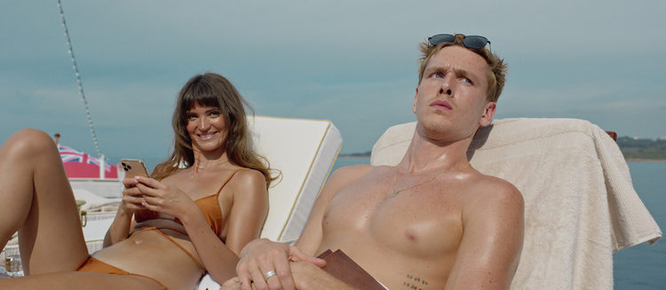‚Triangle of Sadness‘ im Filmclub