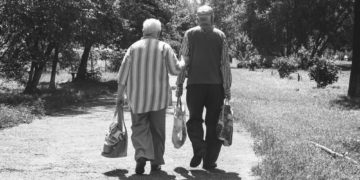 Pflegestützpunkt bietet kostenlosen Auffrischungskurs zur Nachbarschaftshilfe