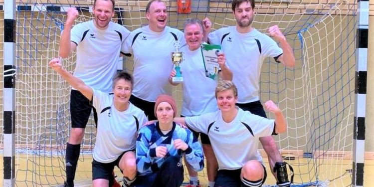 LG-Lehrer holten dritten Titel in Folge