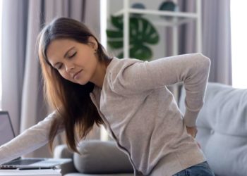 Rückenschmerzen verursachen im Herzogtum Lauenburg über 31.600 Ausfalltage