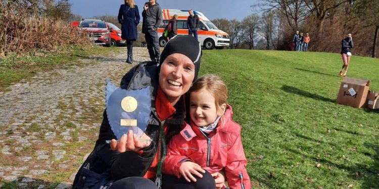 Katja Niemeyer siegt beim Werderseelauf-Marathon