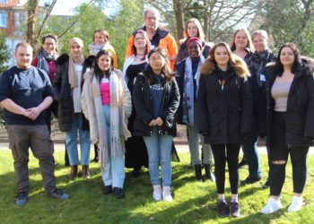 Pflegefachkräfte starten Ausbildung im DRK Bildungszentrum