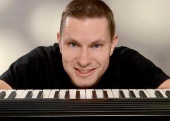 Kultur auf Dorf-Tour – Mitmachkonzert mit Olli Ehmsen