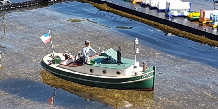 Stapellauf auf dem Gudower See