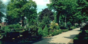 Führung auf Plattdeutsch über den alten Friedhof
