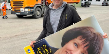 Wahlplakate dem Recycling zugeführt