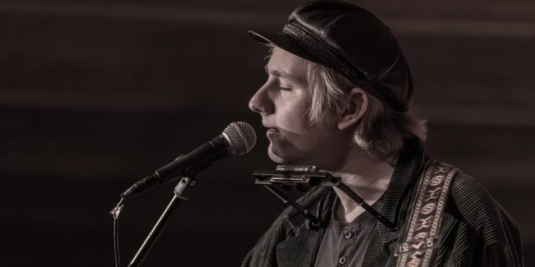 Der Folkclub präsentiert ein Konzert mit David Lübke