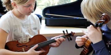 Geschichten für Kinder über die Welt der Musikinstrumente