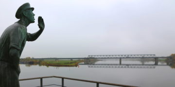 Neue Elbquerung mit Ortsumgehungen bei Lauenburg