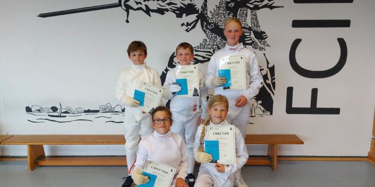 Ratzeburger Nachwuchs im Fechten bestand Turnierreife-Prüfung