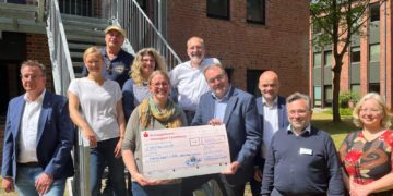 Lions Club spendet 2000 Euro an Gemeinschaftsunterkunft in Mölln