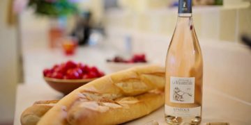 Wein meets Gesang bei der After-Work-Party