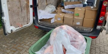 Polizei stoppt Lebensmitteltransport