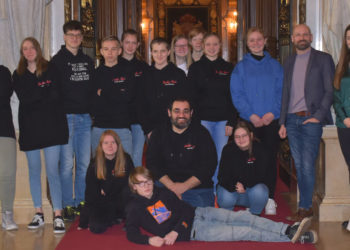 Neue Ausgabe der Schülerzeitung der Gemeinschaftsschule Sandesneben erscheint bei der Abschlussfeier