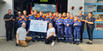 Konfirmanden unterstützen Jugendfeuerwehr Nusse